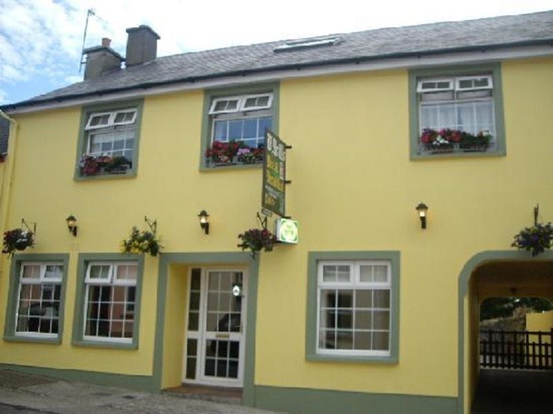 O Neills 3*